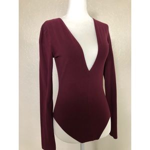 Size small long sleeve bodysuit